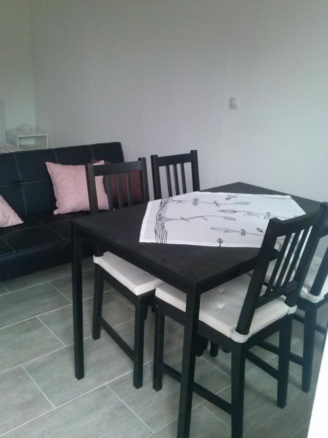 Apartments By The Sea Martinscica, Cres - 14334 מראה חיצוני תמונה